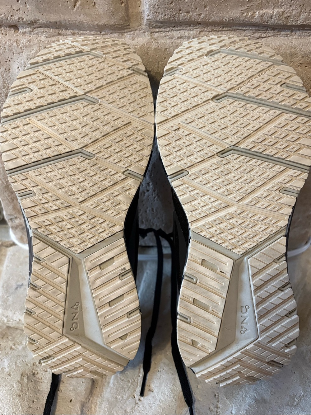 Women’s BROOKS Revel 6 - Picture 8 of 8